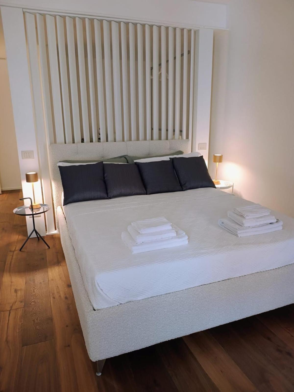 Residenze Simari Luxury Apartment Padova Bagian luar foto